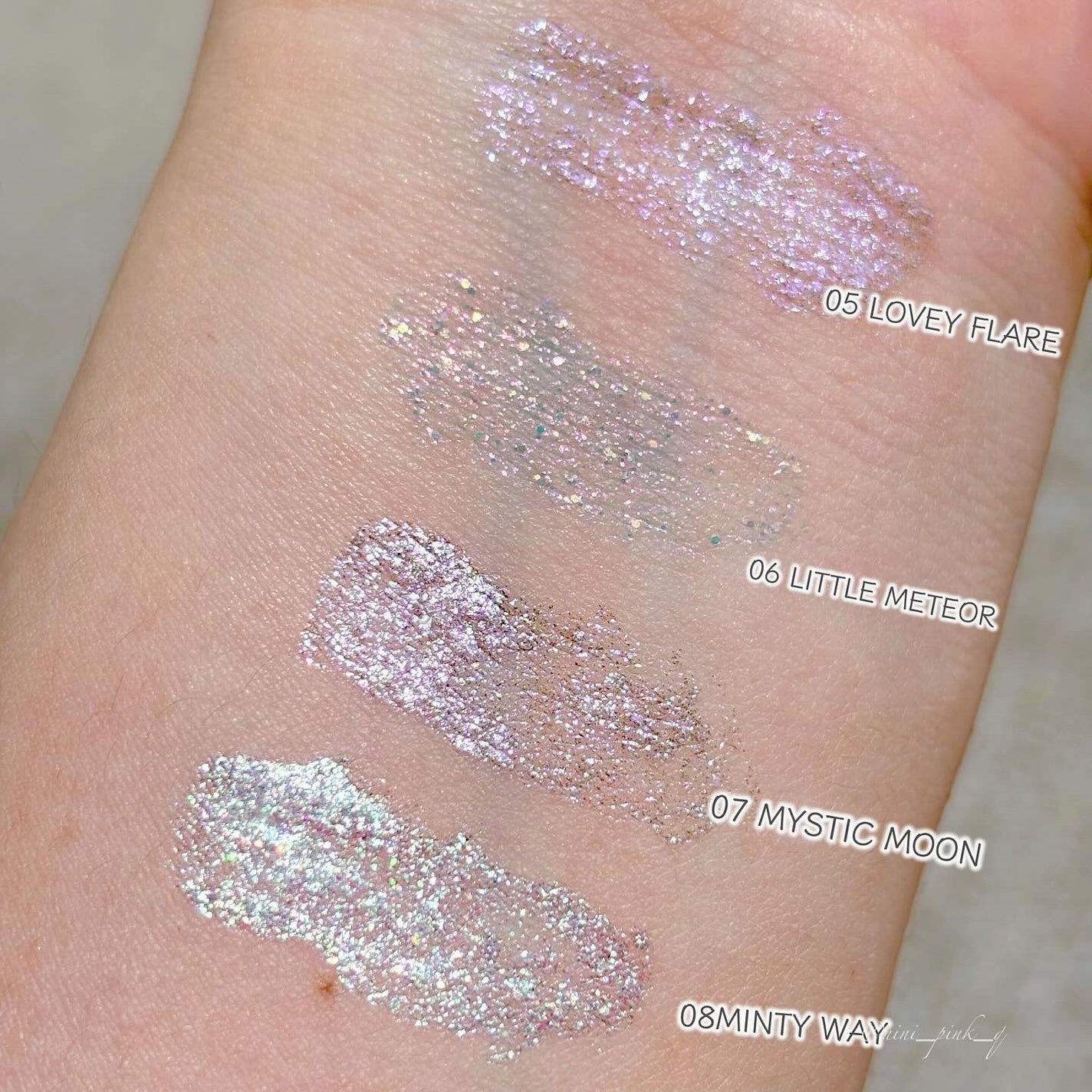 リキッド グリッター シャドウ/rom&nd/グリッターを使ったクチコミ(3枚目)