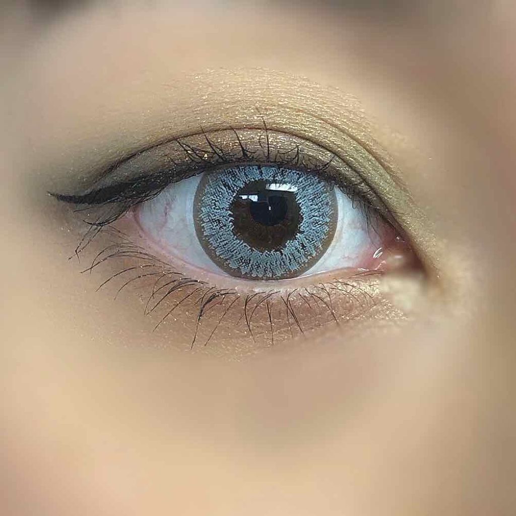 リュクス アイシャドウ リッチ ジェムストーン シトリン/BOBBI BROWN/単色アイシャドウを使ったクチコミ（2枚目）