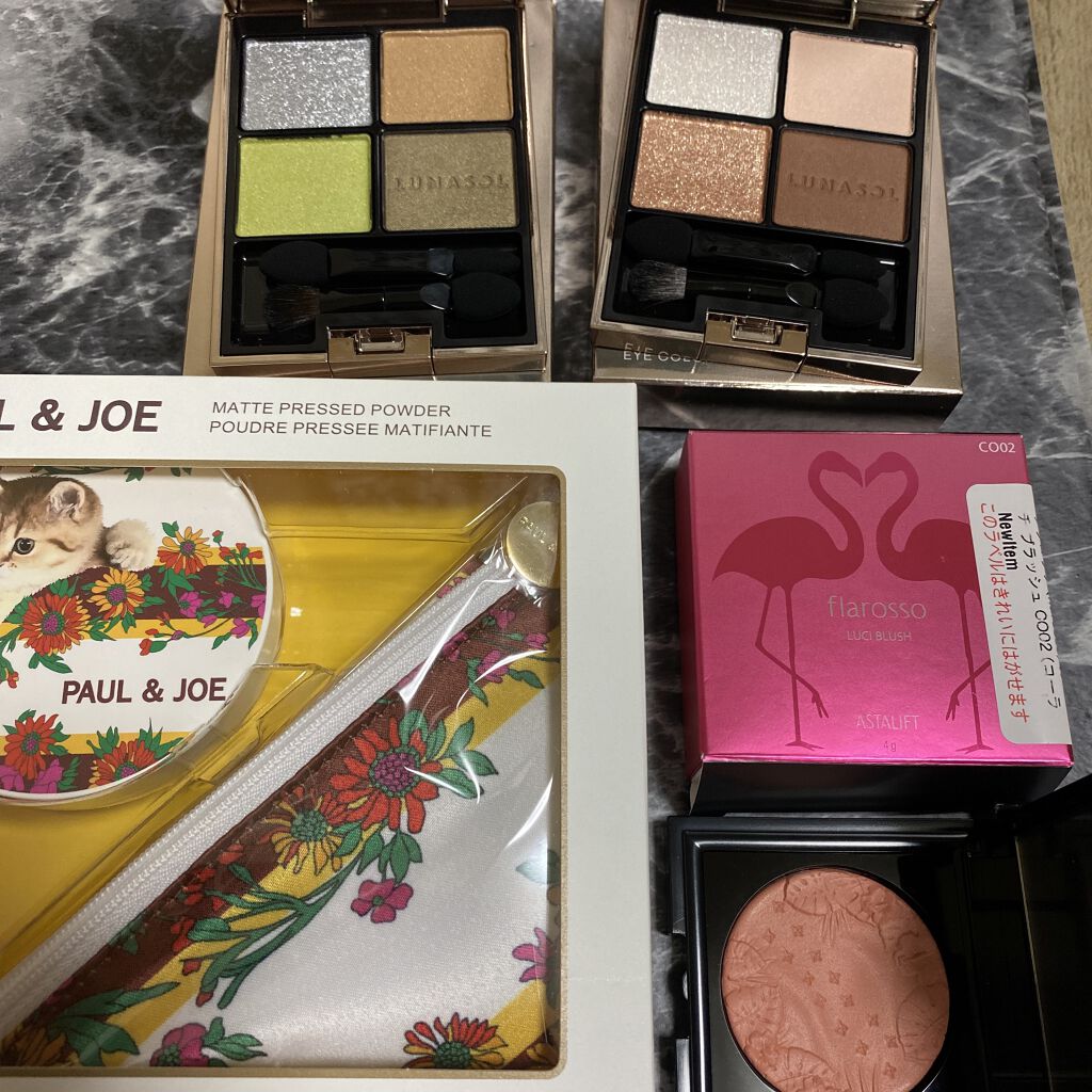 マット プレストパウダー/PAUL & JOE BEAUTE/プレストパウダーを使ったクチコミ（2枚目）