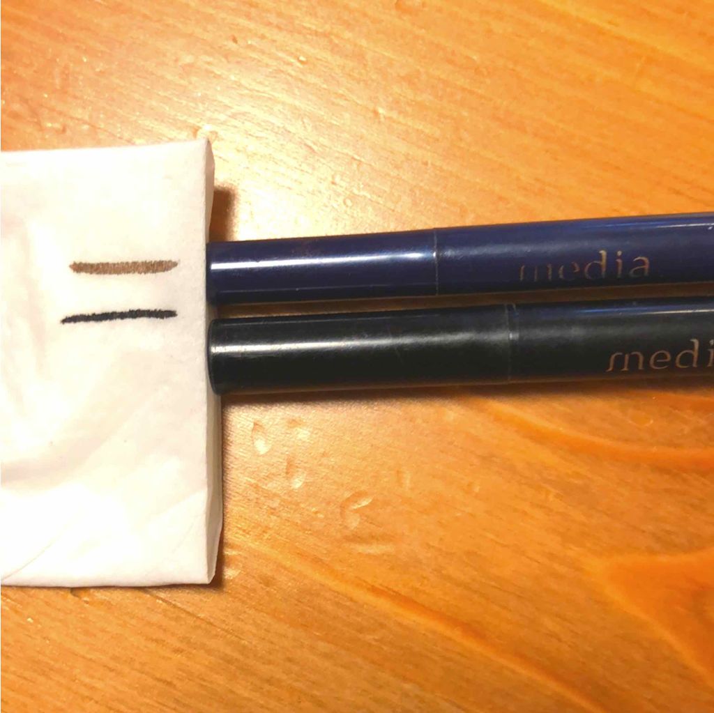 ラスティングアイライナーA/media/リキッドアイライナーを使ったクチコミ(1枚目)