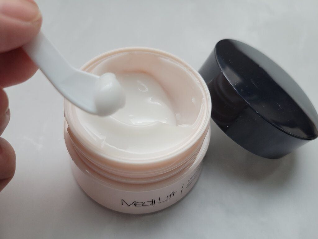 メディリフト ニードルリフトクリーム/YA-MAN TOKYO JAPAN/フェイスクリームを使ったクチコミ(2枚目)