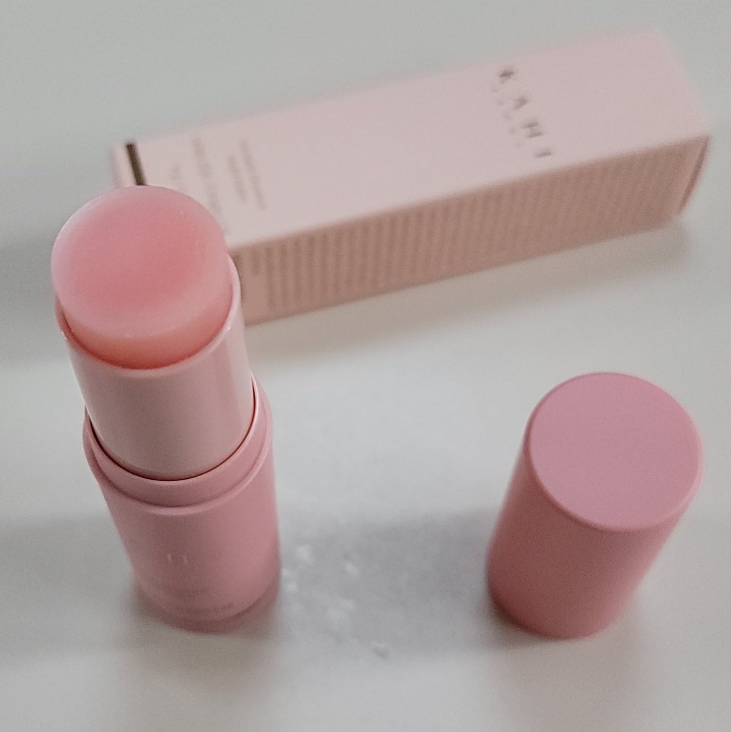 WRバウンス マルチバーム/KAHI/フェイスバームを使ったクチコミ(2枚目)