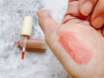 デイリームードマットリキッド/nuegray/リップグロスを使ったクチコミ(4枚目)