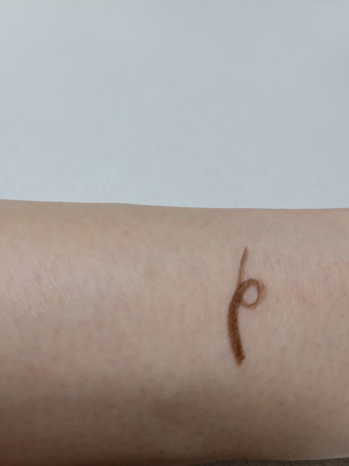 「密着アイライナー」しなやか筆リキッド/デジャヴュ/リキッドアイライナーを使ったクチコミ(2枚目)