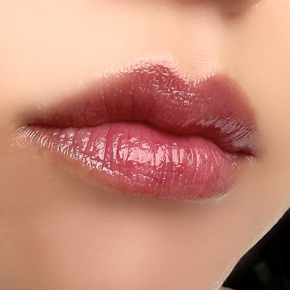 ネンマクフェイク ルージュ/Visée/口紅を使ったクチコミ（2枚目）