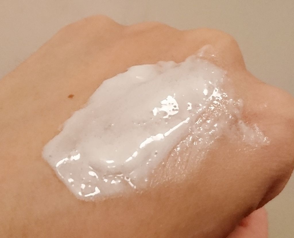 薬用ホワイトコンク ボディゴマージュCII/ホワイトコンク/ボディスクラブを使ったクチコミ(2枚目)