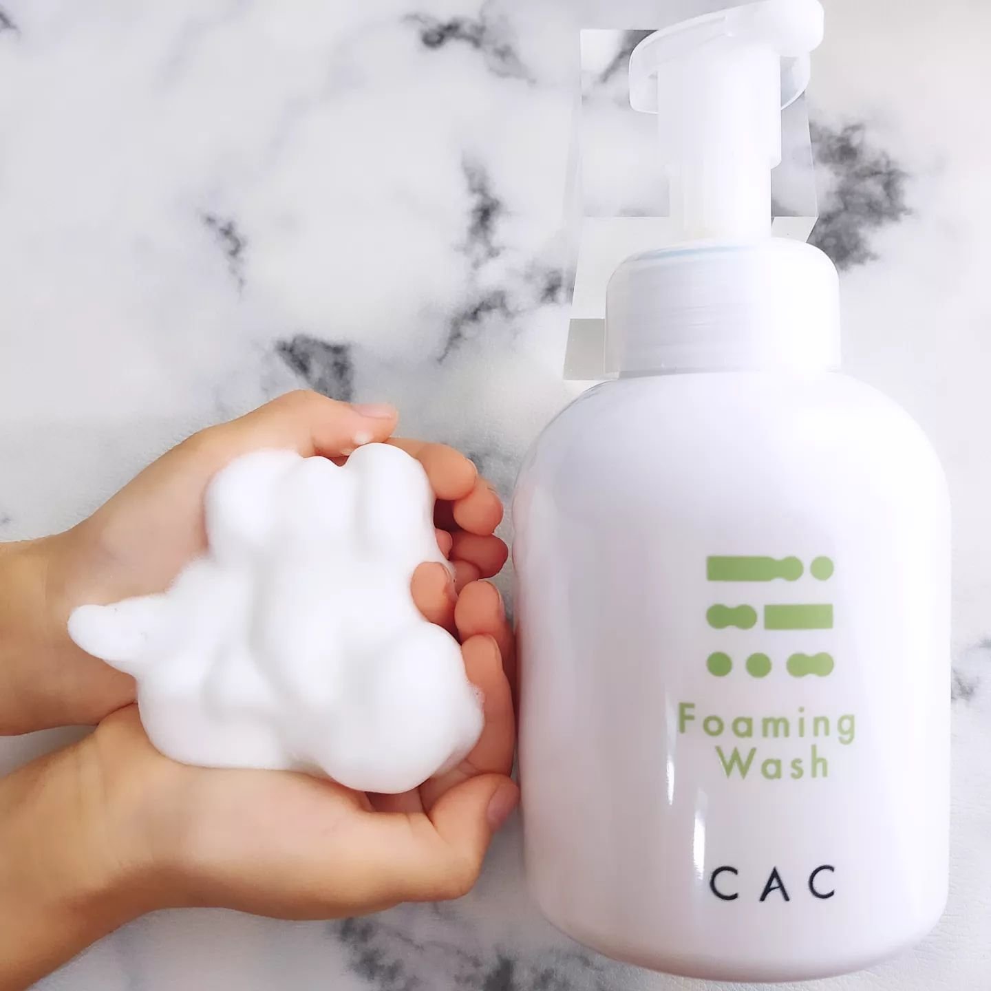 CAC フォーミングウォッシュのクチコミ「＜CAC フォーミングウォッシュ＞を愛用中♪

秋になってきたなぁと感じたら、
なんだか雨の日.....」（3枚目）