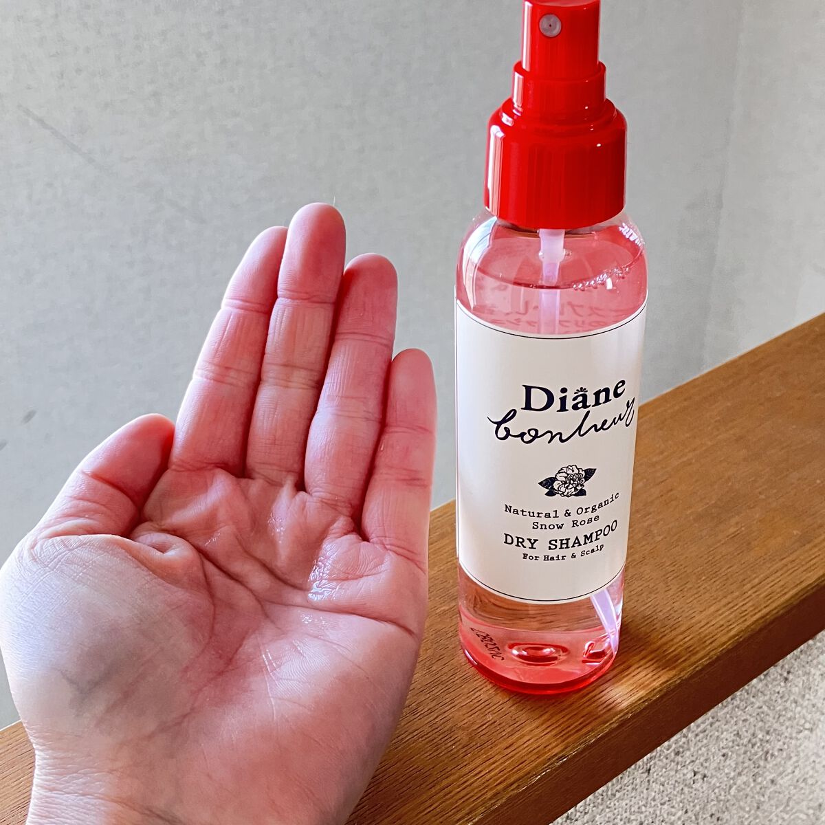 ダイアンボヌール ドライシャンプー スノーローズ/ダイアン/ドライシャンプーを使ったクチコミ（2枚目）
