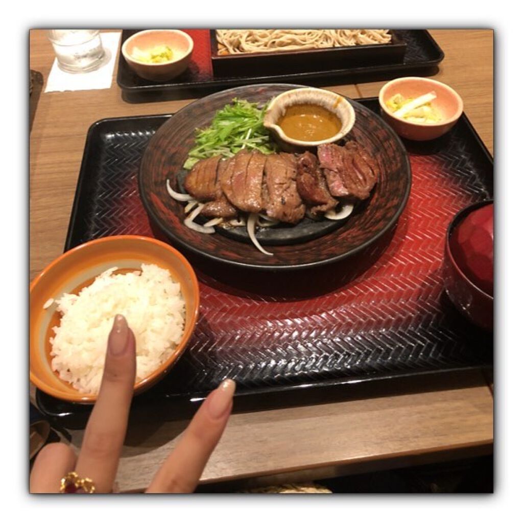 カラフルネイルズ/キャンメイク/マニキュアを使ったクチコミ(4枚目)