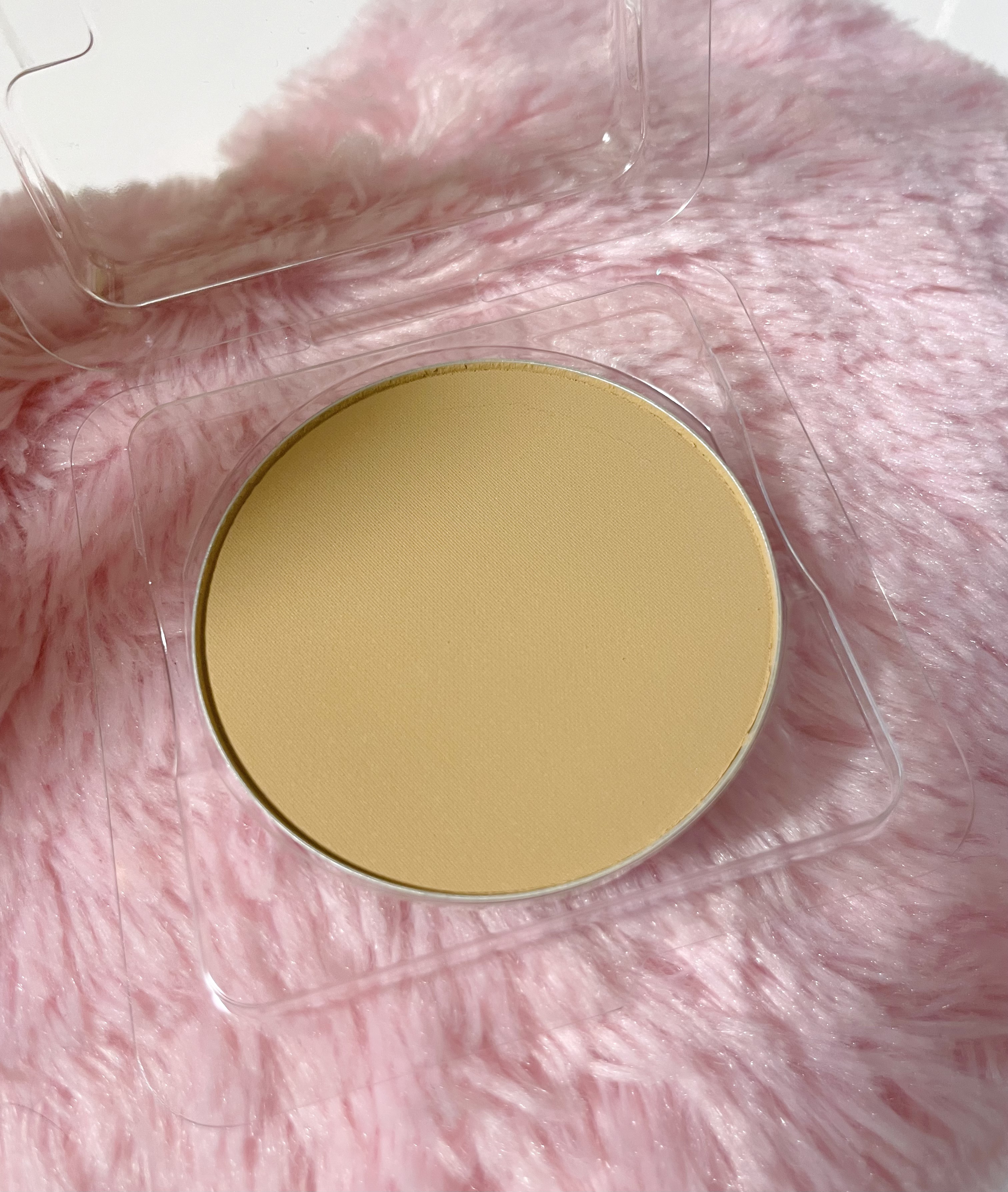 シルクウェットパウダー/セフィーヌ/パウダーファンデーションを使ったクチコミ（2枚目）