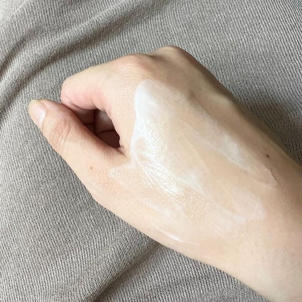 kazuのクチコミ「ちょっとしたプレゼントにも最適なロクシタンのハンドクリーム
バッグの中に入れて持ち運びしやす.....」(3枚目)