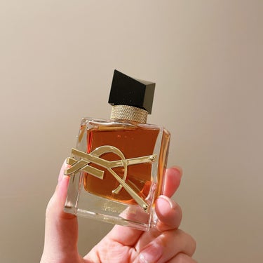 YVES SAINT LAURENT BEAUTE リブレ ルパルファム のクチコミ「【かっこいい女用】YSLホリデーフレグランス【全員この香りになってほしい】

YSLの赤いリブ.....」（1枚目）