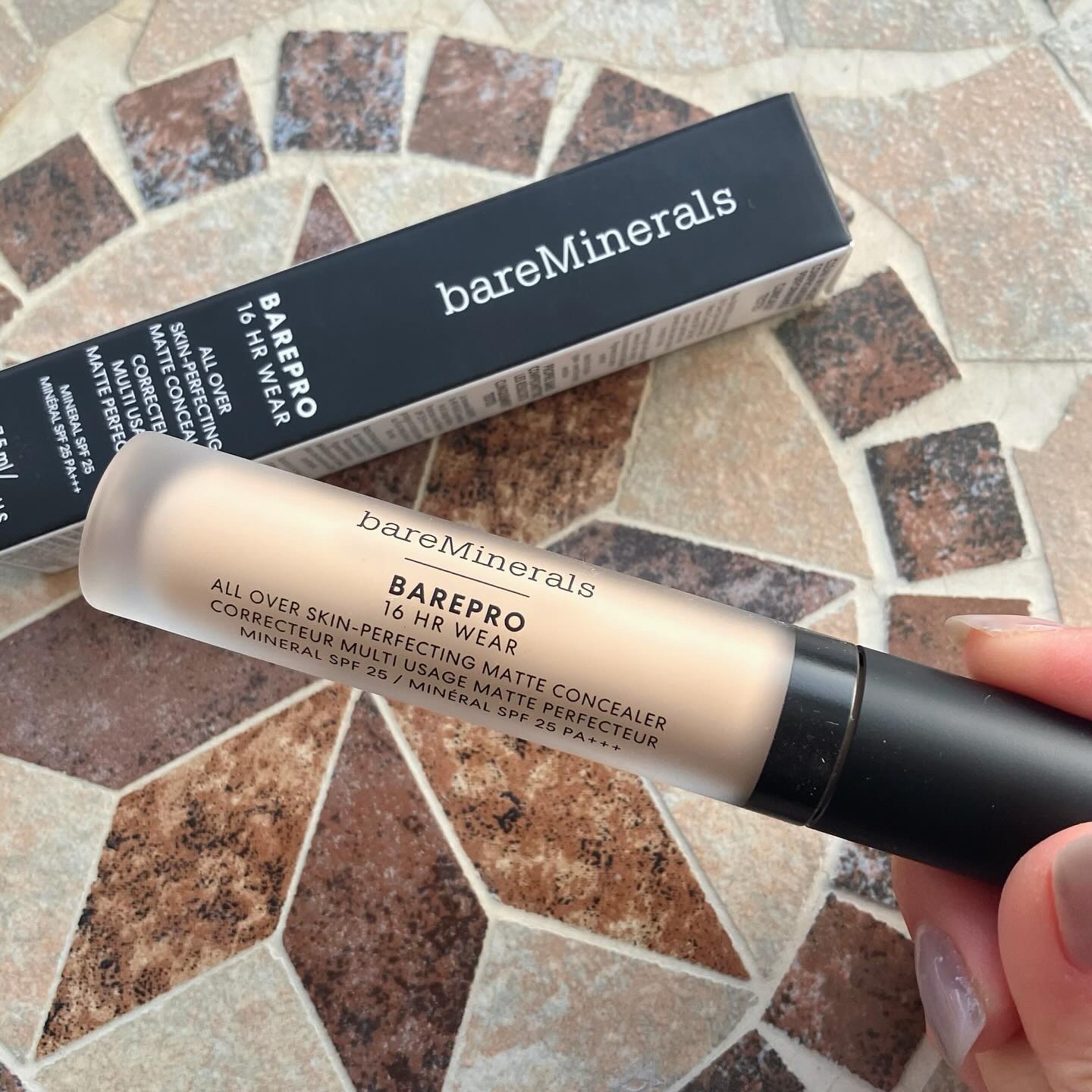 ベアプロ 16HR オールオーバー コンシーラー SPF25（PA+++）/bareMinerals/リキッドコンシーラーを使ったクチコミ（2枚目）