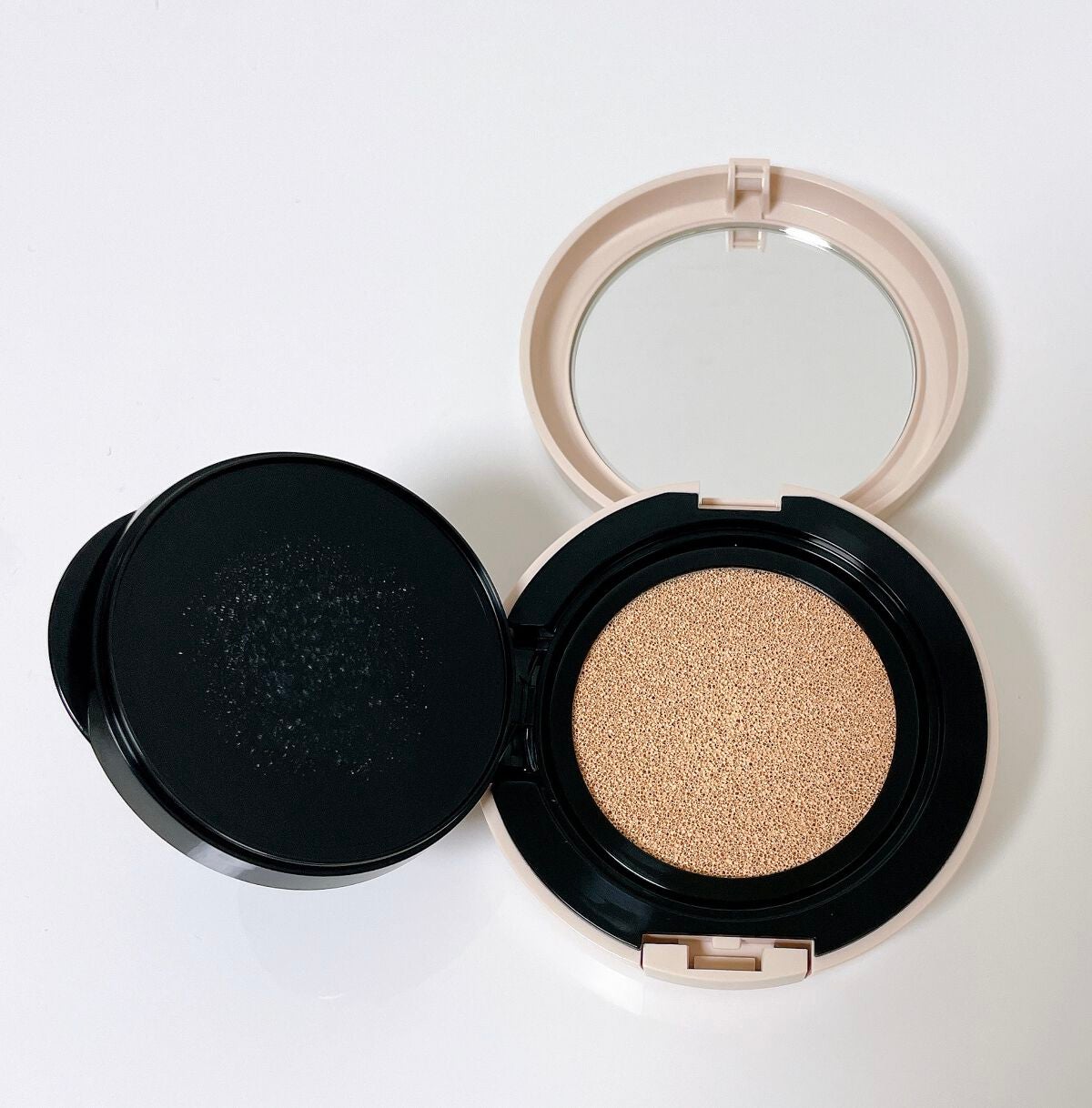 クッションファンデーション/CEZANNE/クッションファンデーションを使ったクチコミ(5枚目)