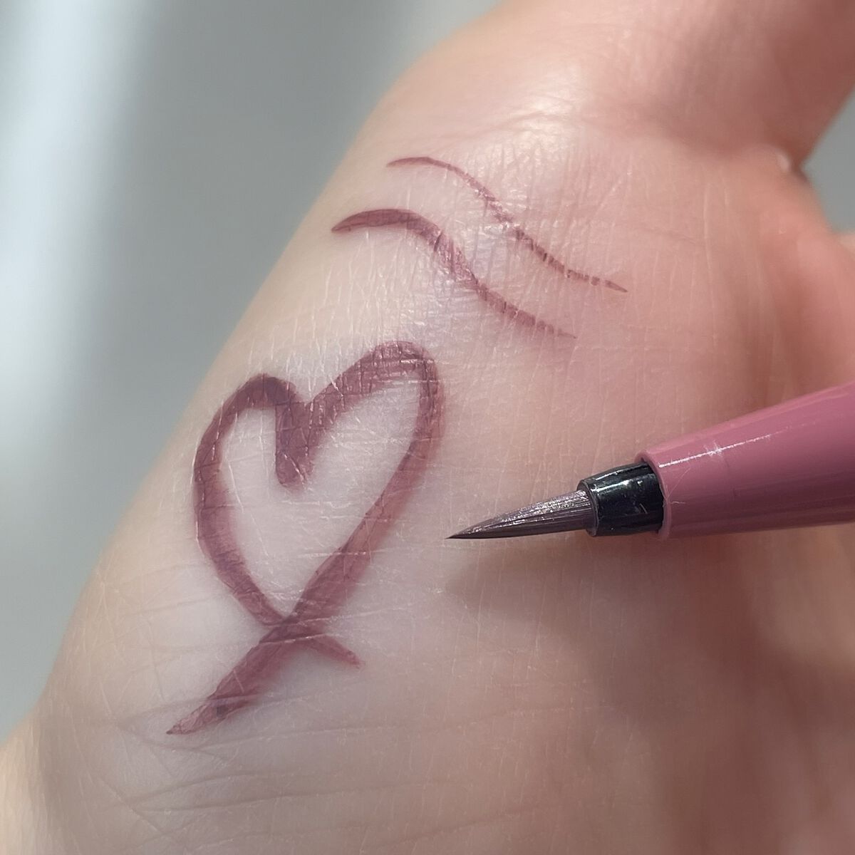 シルキーリキッドアイライナーWP シフォンピンク/D-UP/リキッドアイライナーを使ったクチコミ（3枚目）