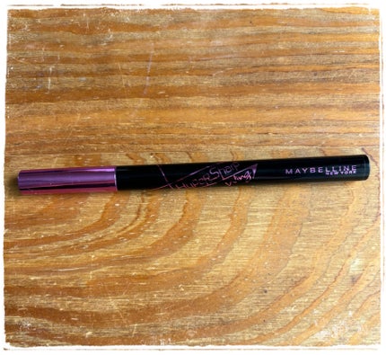 ハイパーシャープ ウィング ライナー/MAYBELLINE NEW YORK/リキッドアイライナーを使ったクチコミ(1枚目)