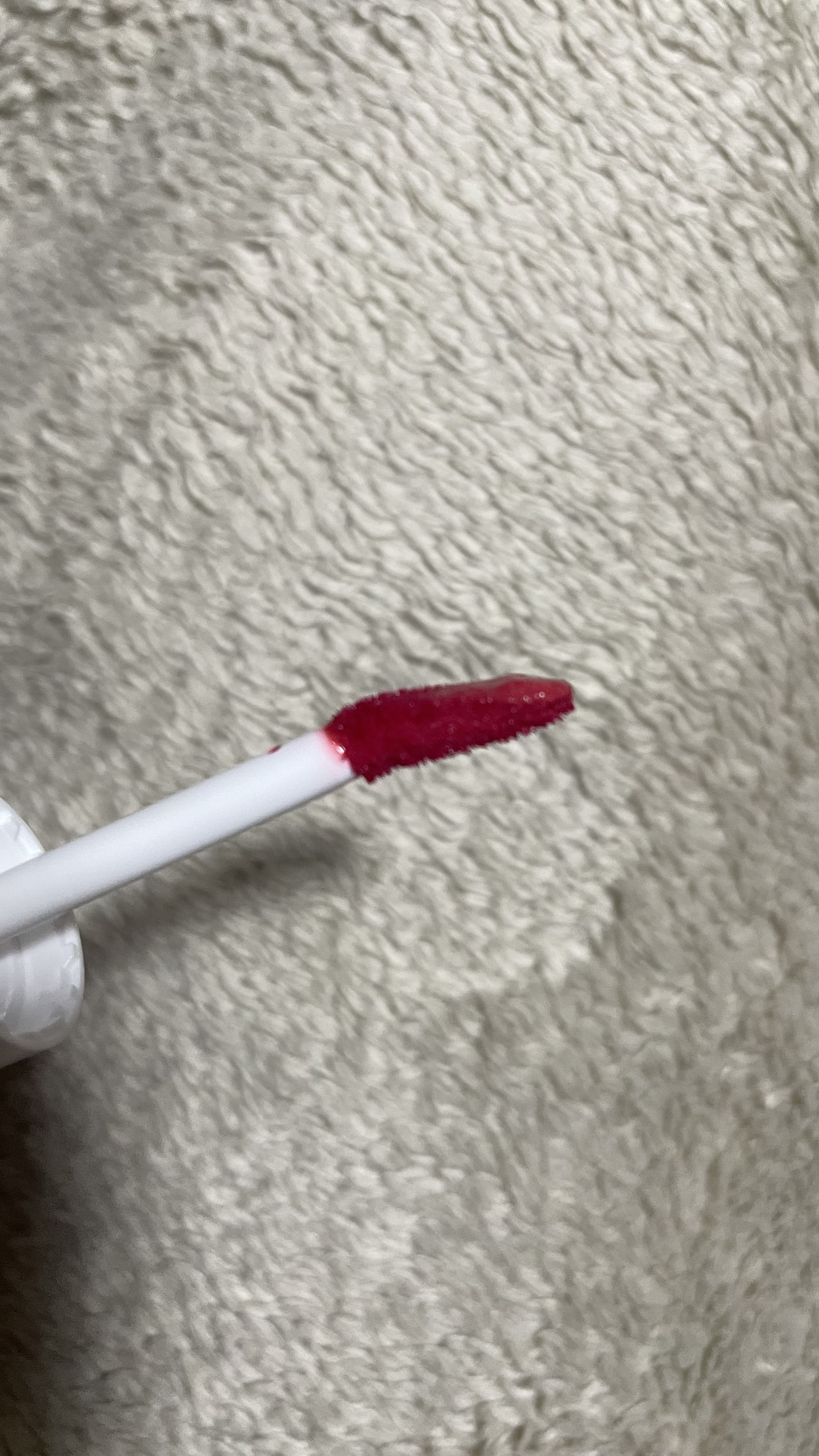 アンドバイロムアンド　グラッシーボムティント/&nd by rom&nd/リップティントを使ったクチコミ（2枚目）