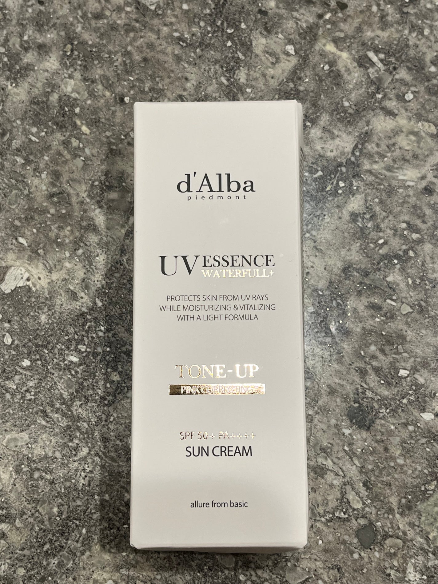 ウォータフルトーンアップサンクリーム/ダルバ/日焼け止めクリームを使ったクチコミ(2枚目)