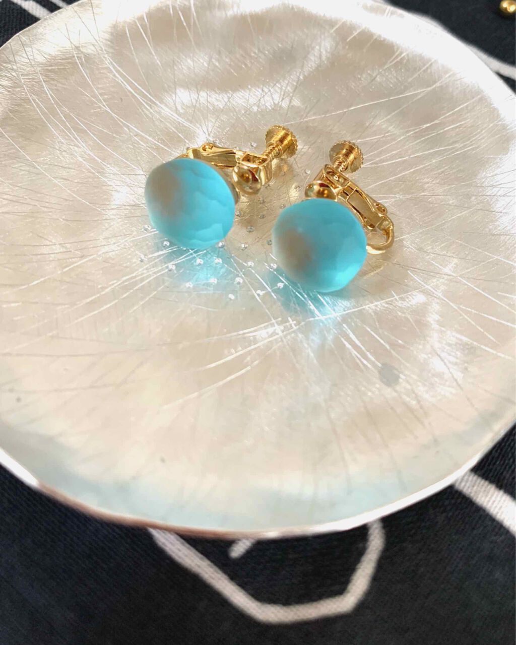 クロミミ on LIPS 「#クロミミアクセサリー辞典ふんわりとした安らぎを感じる輝きを耳..」(1枚目)