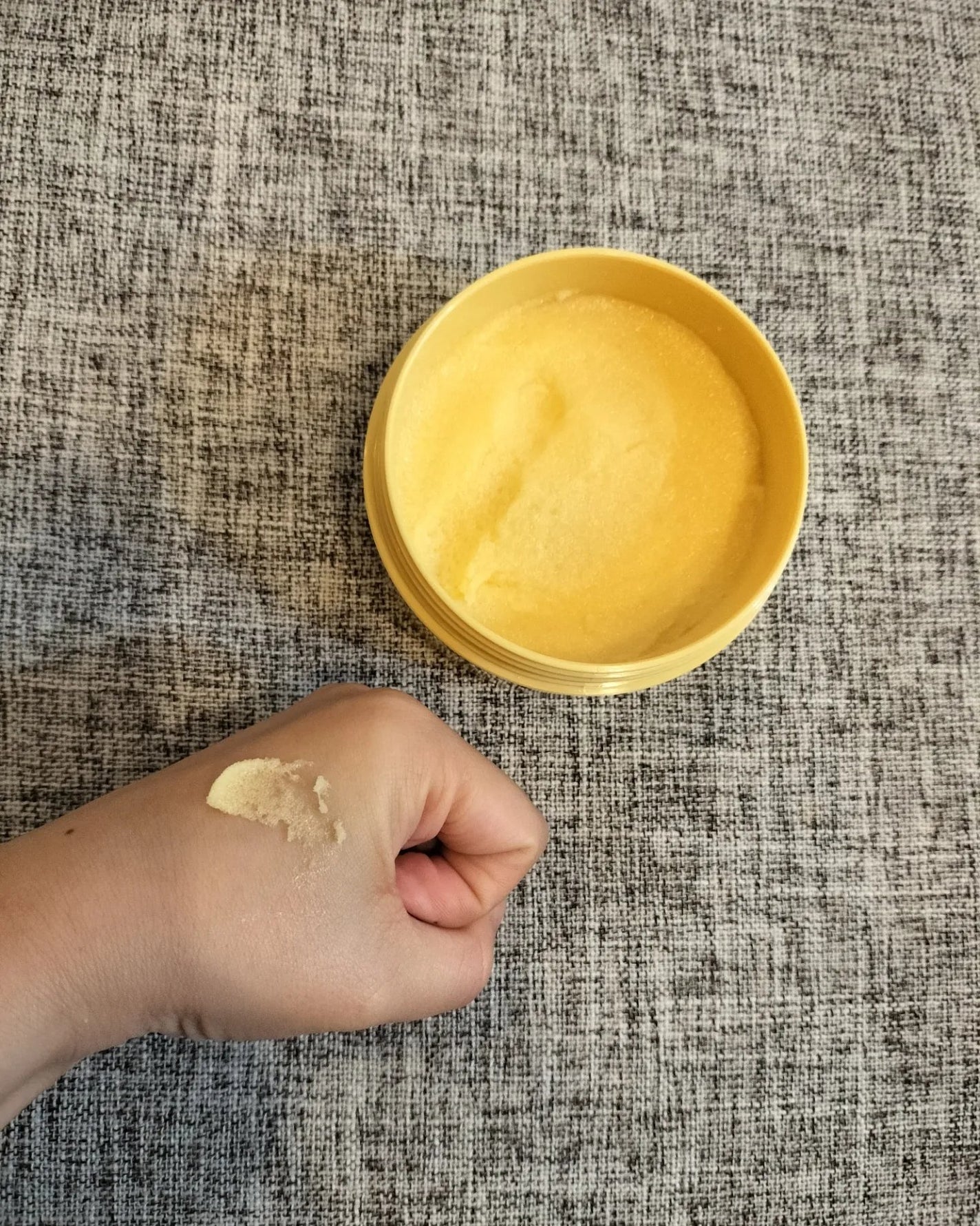 Q+Me スウィートボムタラソスクラブレモンティーの香り/AGARISM/バスト・ヒップケアを使ったクチコミ(2枚目)