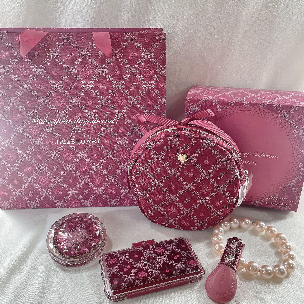 ジルスチュアート ミッドナイトチェリー コレクション/JILL STUART/メイクアップキットを使ったクチコミ（2枚目）