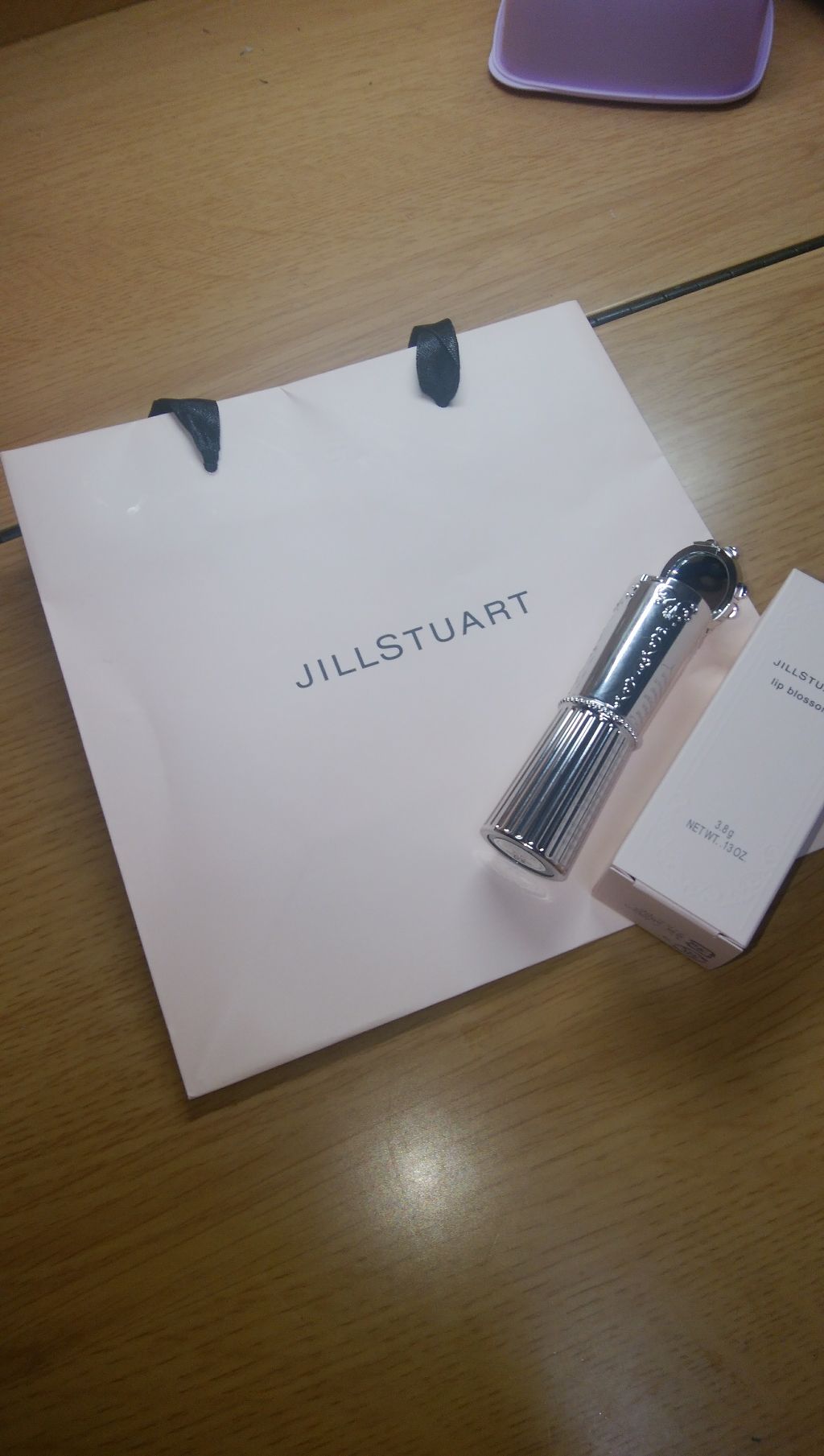 orange_perfume_bhw on LIPS 「私は ジルスチュアートのりっぷぶろっさもを購入しましたいろみは..」(3枚目)