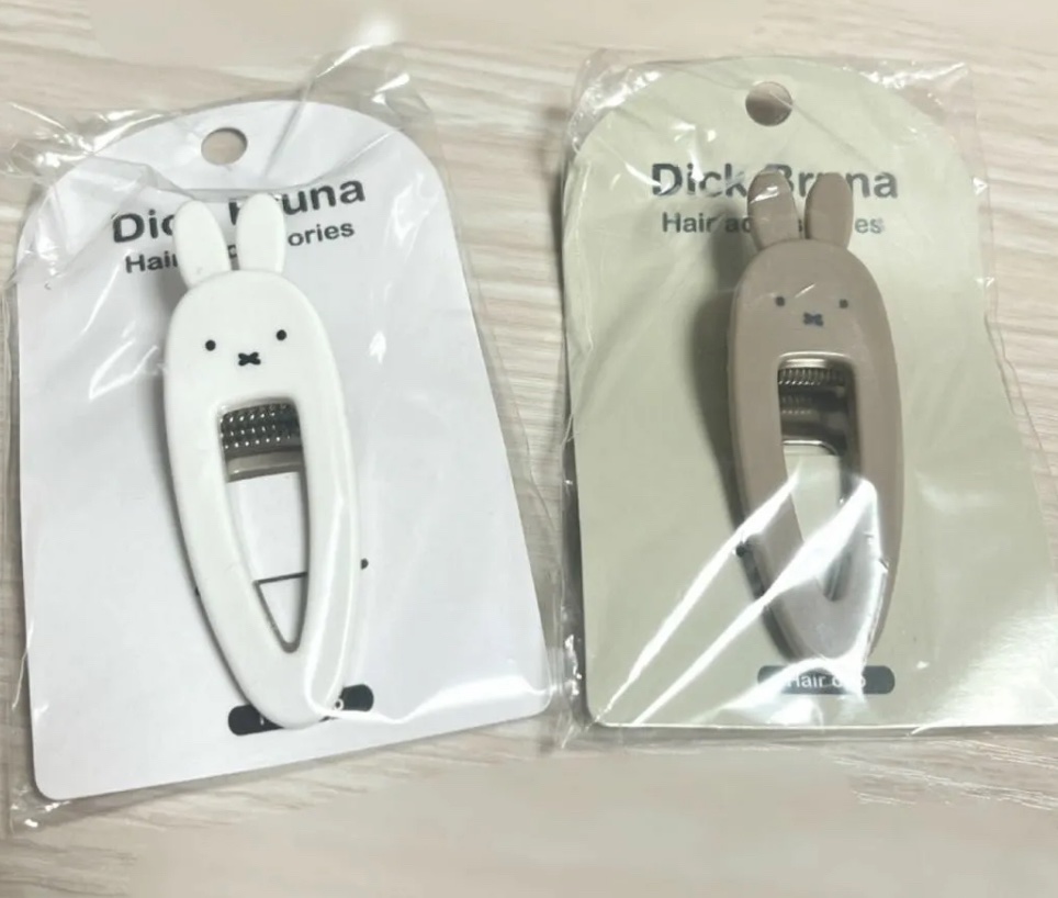 miffy MFダイカットヘアクリップのクチコミ「miffy ダイカットヘアクリップ　各¥605

ミッフィグッズに大きくて留めやすいヘアクリッ.....」（1枚目）