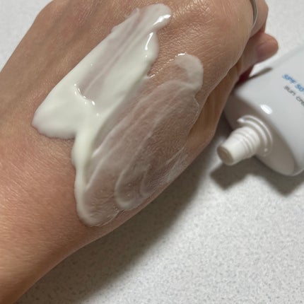 ダルバ ウォータフル エッセンス サンクリーム/ダルバ/日焼け止めクリームを使ったクチコミ(3枚目)