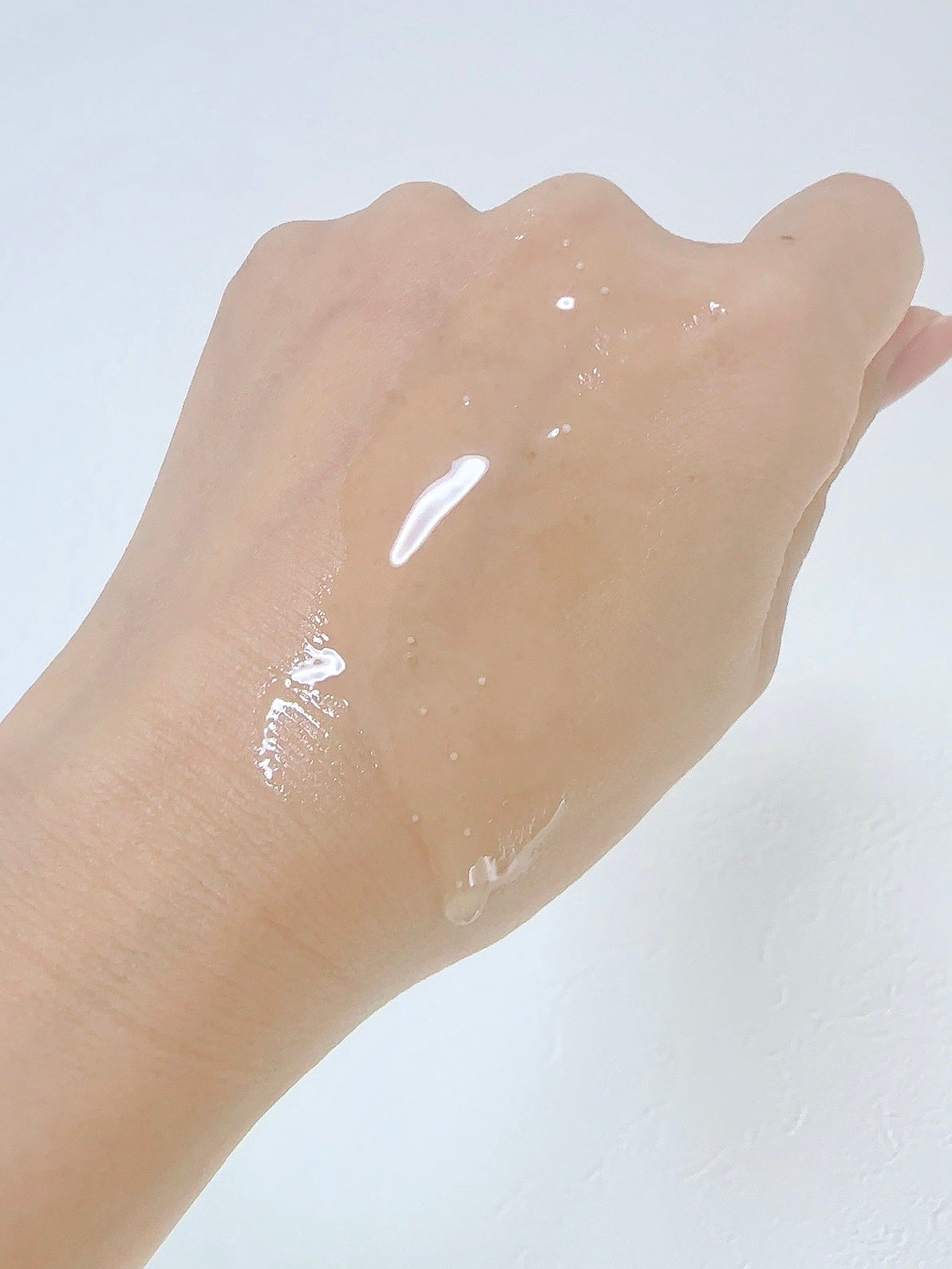 *みぃこ* on LIPS 「クラブコスメチックスの新商品🆕毛穴悩みに特化したビタミンスキン..」(3枚目)