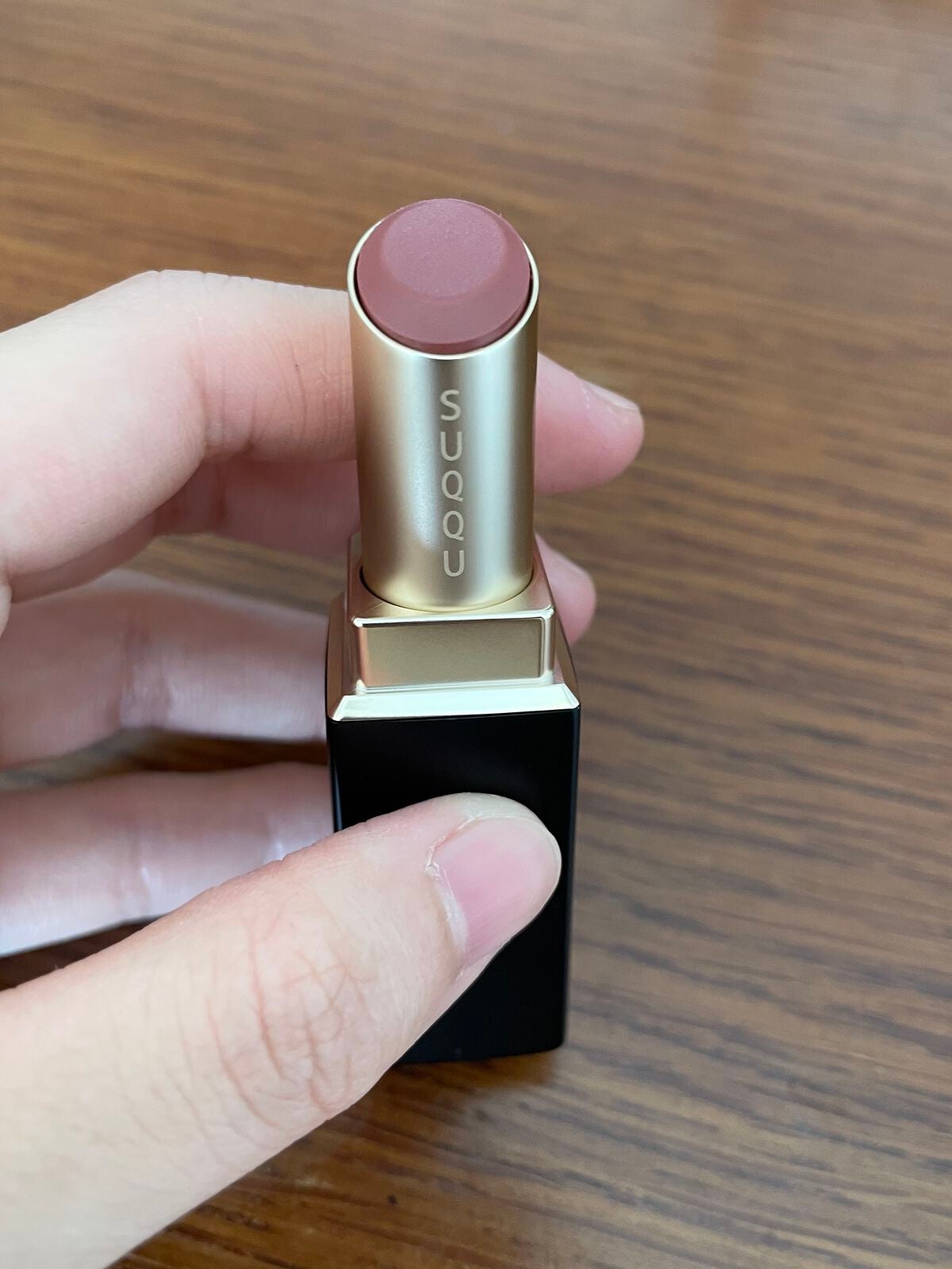 マット カラー リップ バーム /SUQQU/口紅を使ったクチコミ(2枚目)