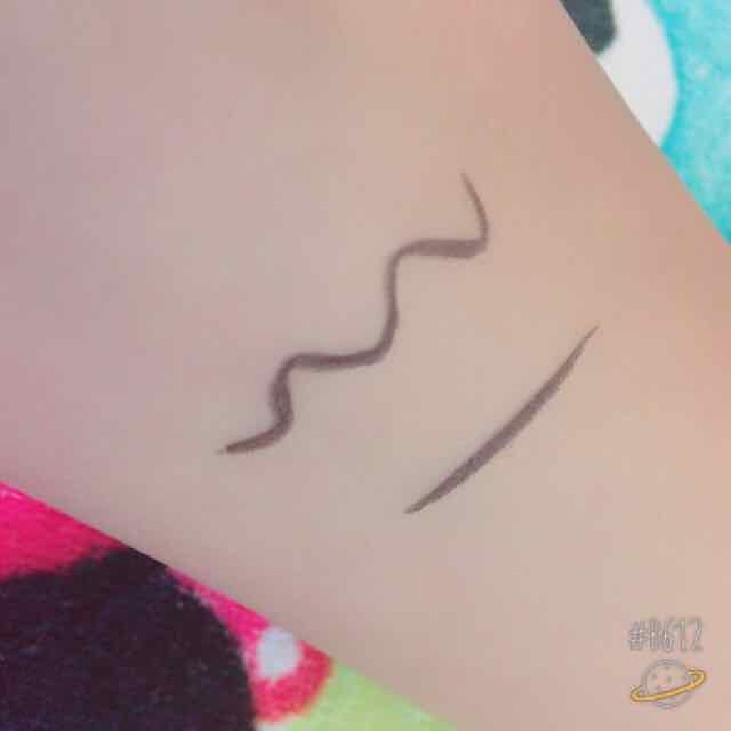 クイックイージーアイライナー/キャンメイク/リキッドアイライナーを使ったクチコミ(2枚目)