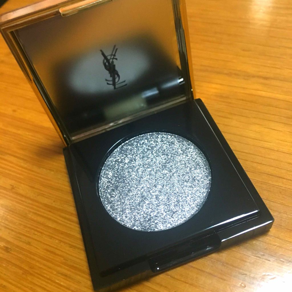 シークインクラッシュ/YVES SAINT LAURENT BEAUTE/単色アイシャドウを使ったクチコミ(1枚目)