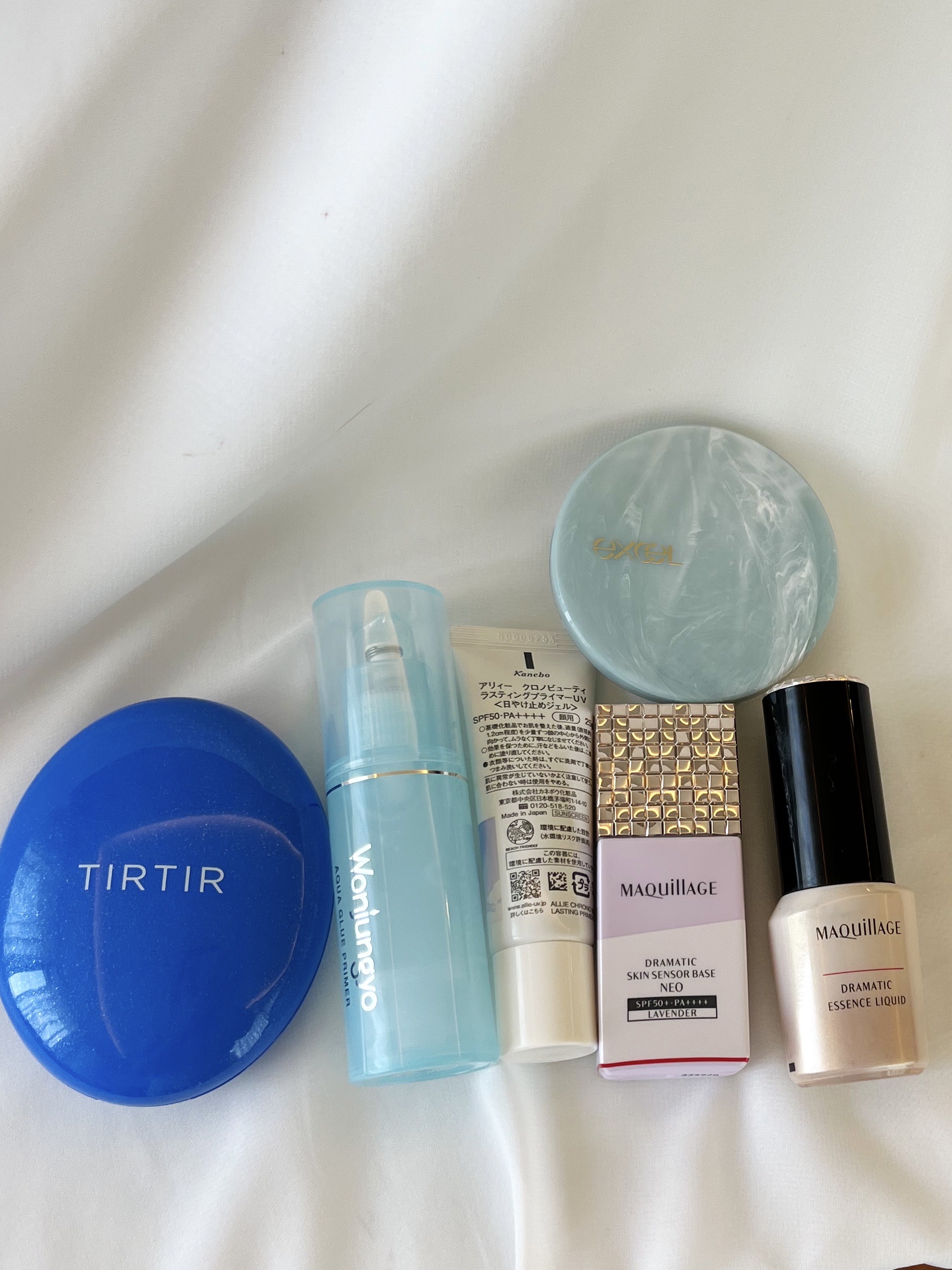 ドラマティックエッセンスリキッド/マキアージュ/リキッドファンデーションを使ったクチコミ（1枚目）