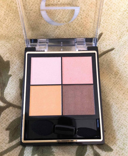 リアルクローズシャドウ/excel/アイシャドウパレットを使ったクチコミ(2枚目)