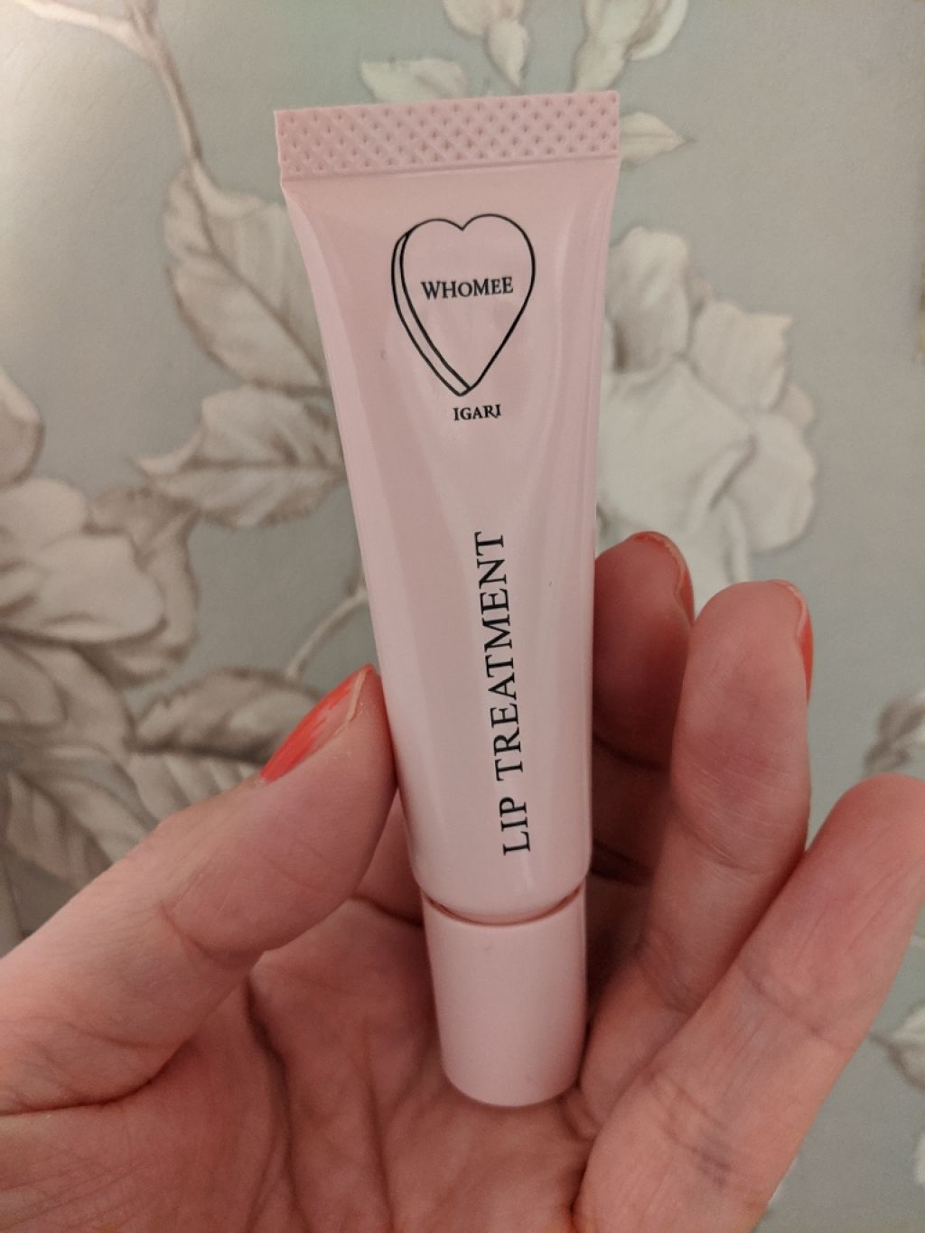 リップ美容液/WHOMEE/リップ美容液を使ったクチコミ（1枚目）