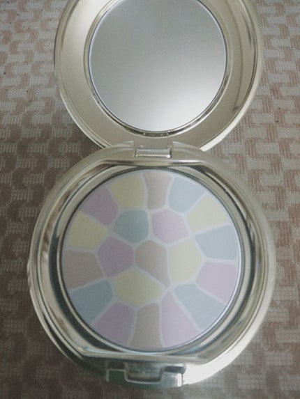 ラ プードル オートニュアンス/Elégance/プレストパウダーを使ったクチコミ(1枚目)