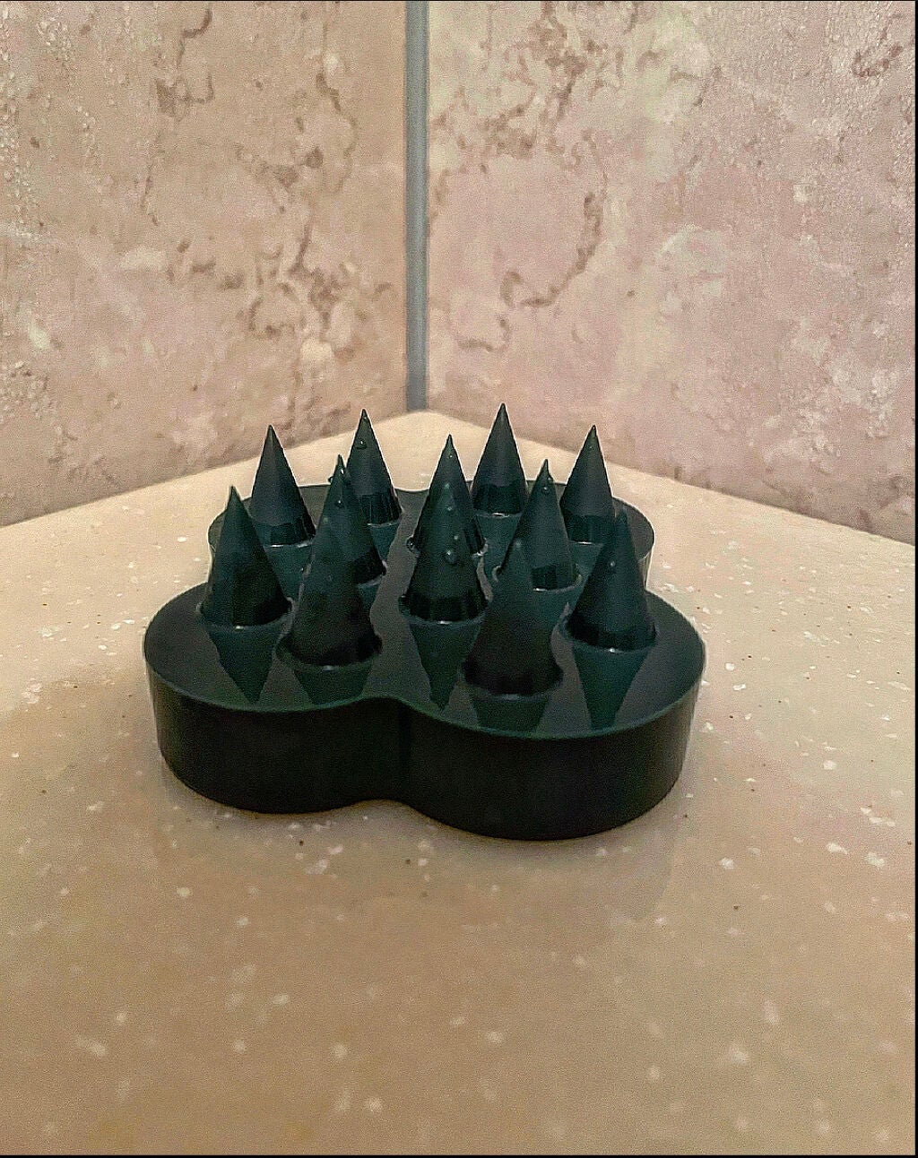 uka scalp brush kenzan/uka/スカルプブラシを使ったクチコミ(2枚目)