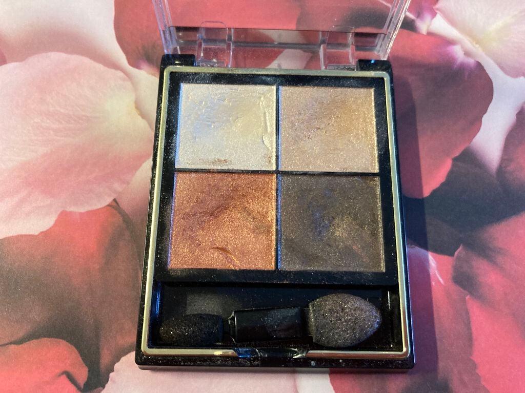 リアルクローズシャドウ/excel/アイシャドウパレットを使ったクチコミ(2枚目)