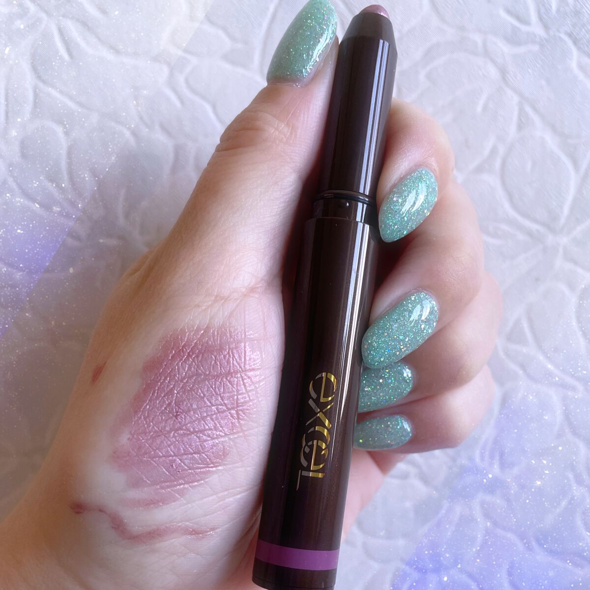 グリームオンフィットシャドウ/excel/スティックアイシャドウを使ったクチコミ（3枚目）