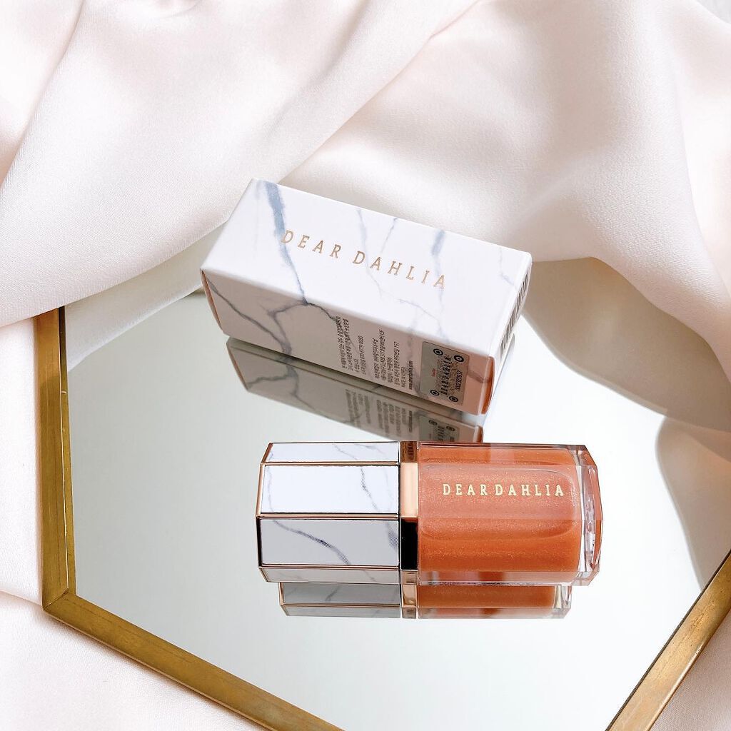 パラダイスオーロラシャインリップトリートメント ムーングロー/DEAR DAHLIA/リップグロスを使ったクチコミ（1枚目）