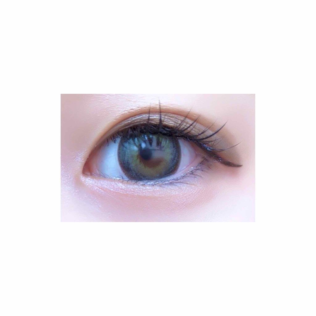 スノーボールアイコンパクト 【ホリデーコレクション 2017】/M・A・C/アイシャドウパレットを使ったクチコミ(3枚目)