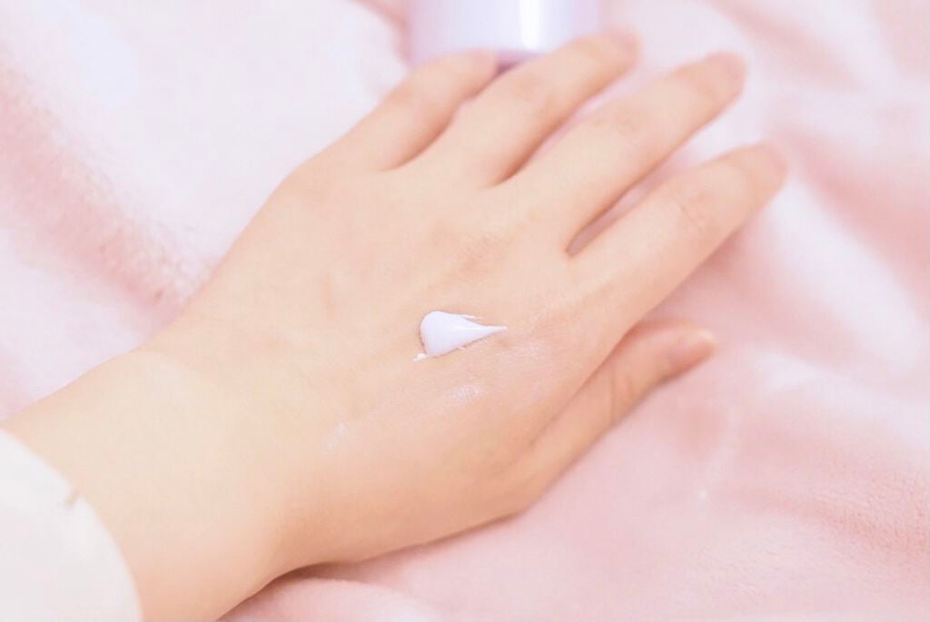トーンアップUV エッセンス/サンカット®/日焼け止めローションを使ったクチコミ(3枚目)