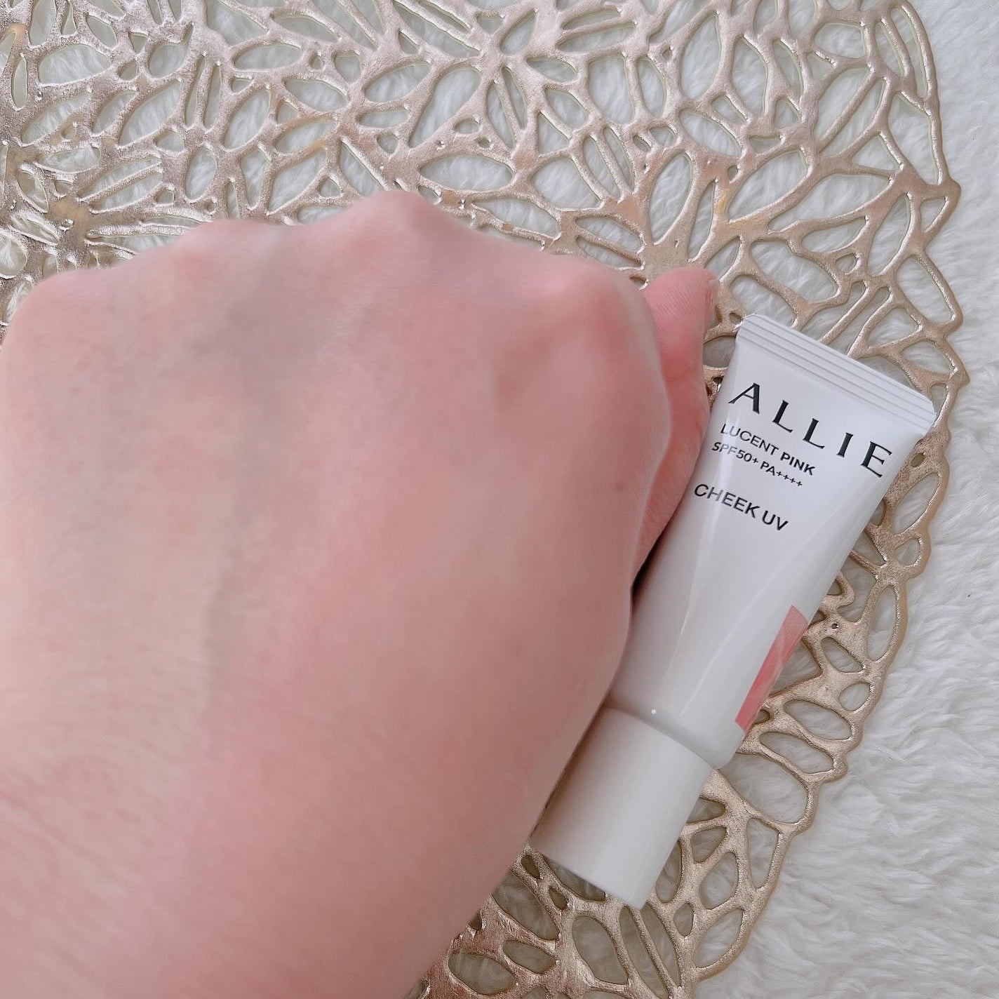 クロノビューティ カラーオンUV/アリィー/日焼け止めクリームを使ったクチコミ(7枚目)