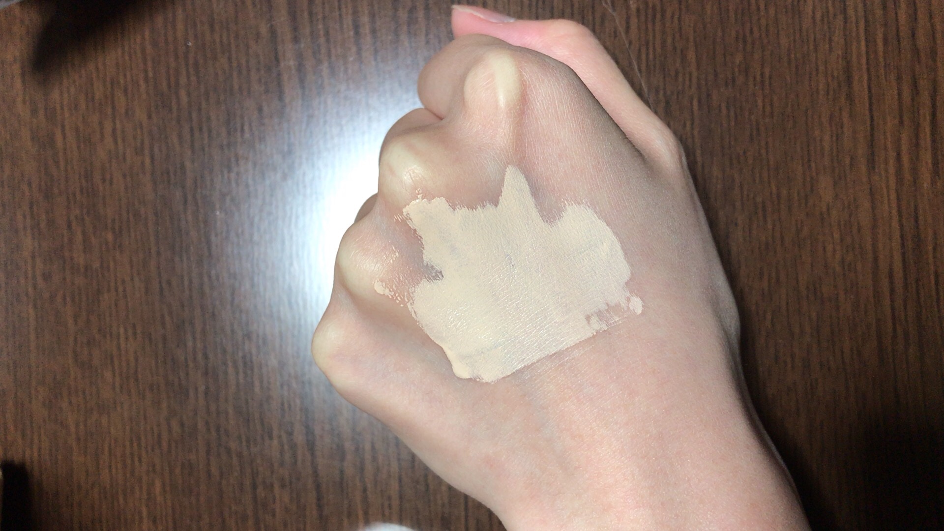 オーステイコンシーラー 17 フェア/BBIA/リキッドコンシーラーを使ったクチコミ（2枚目）