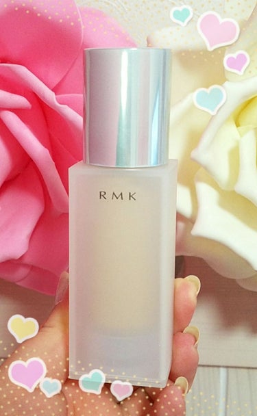 ~RMK ジェルクリーミィファンデーション 101番~

こちらのファンデーションはとてもみずみずしいテクスチャーで冬場の乾燥する時期にはぴったりでした💕

最近肌の乾燥がひどく、ファンデーションを塗る