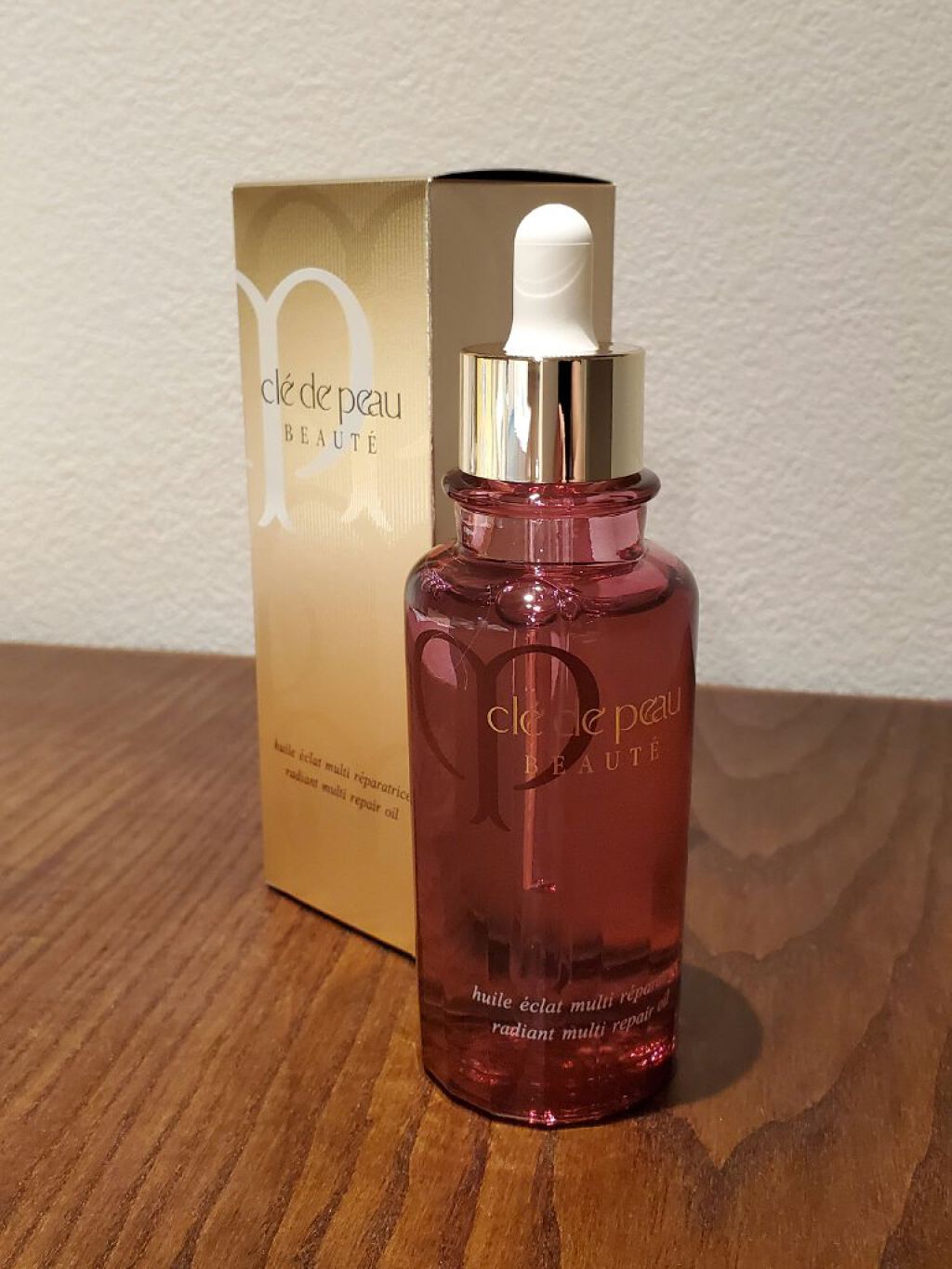 ユイルレパラトゥリス/クレ・ド・ポー ボーテ/美容液を使ったクチコミ(2枚目)