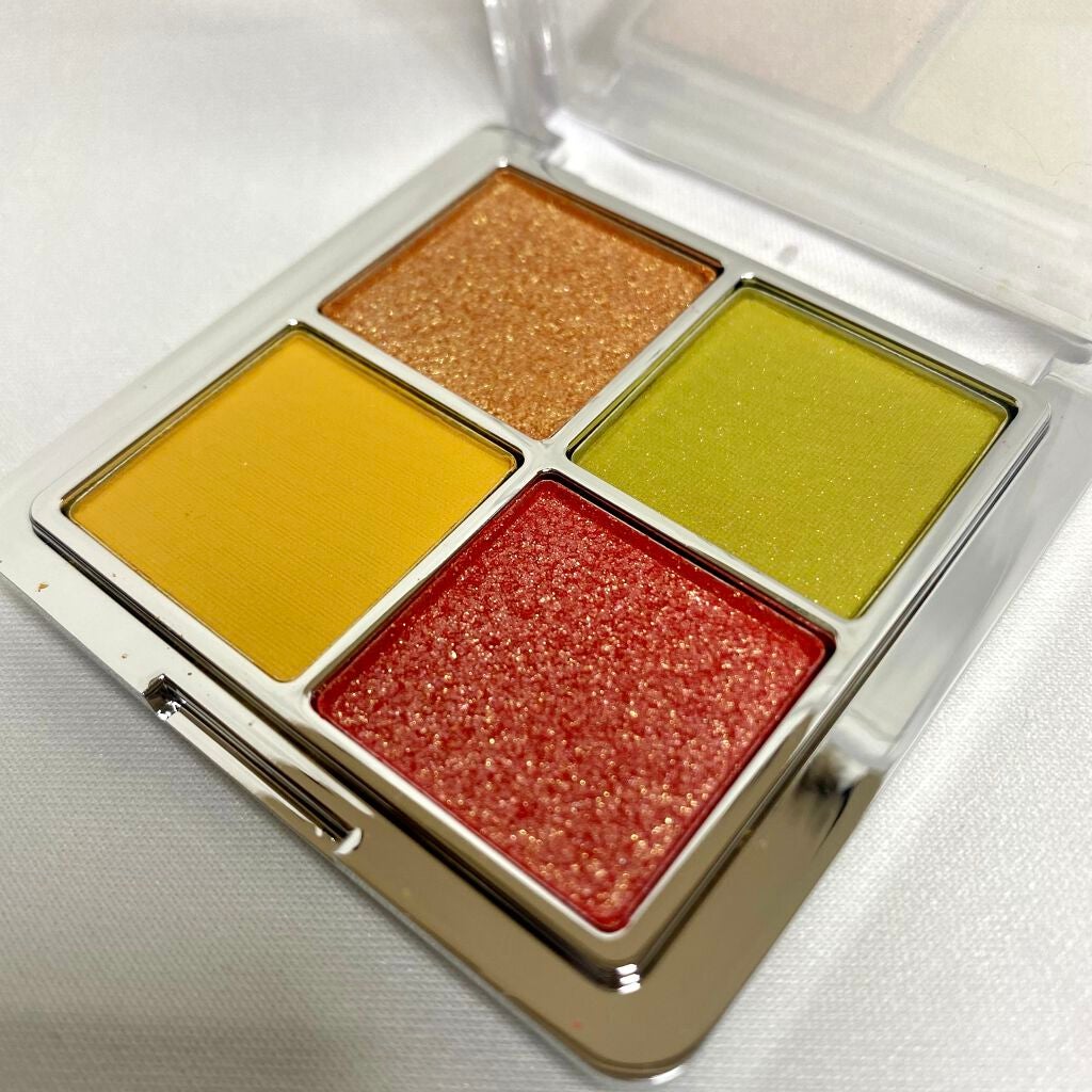 アイランドアドベンチャー4アイシャドウ/HEXZE(ヘックスゼ)/アイシャドウパレットを使ったクチコミ(2枚目)