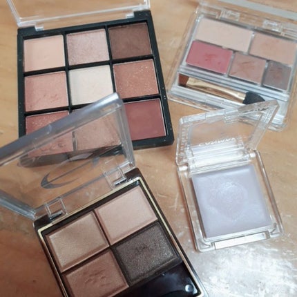 スキニーリッチシャドウ/excel/アイシャドウパレットを使ったクチコミ(3枚目)