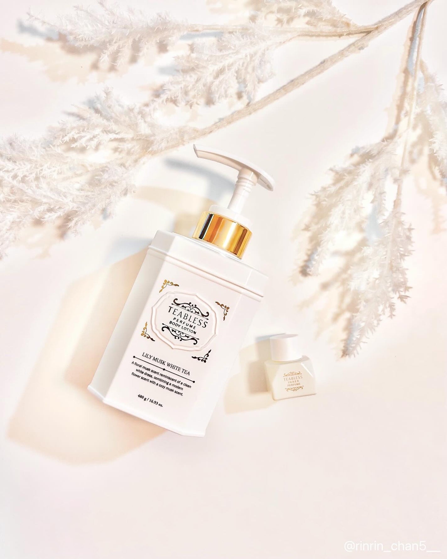 パフュームボディローション リリィムスクホワイトティー/TEABLESS/ボディローションを使ったクチコミ(1枚目)