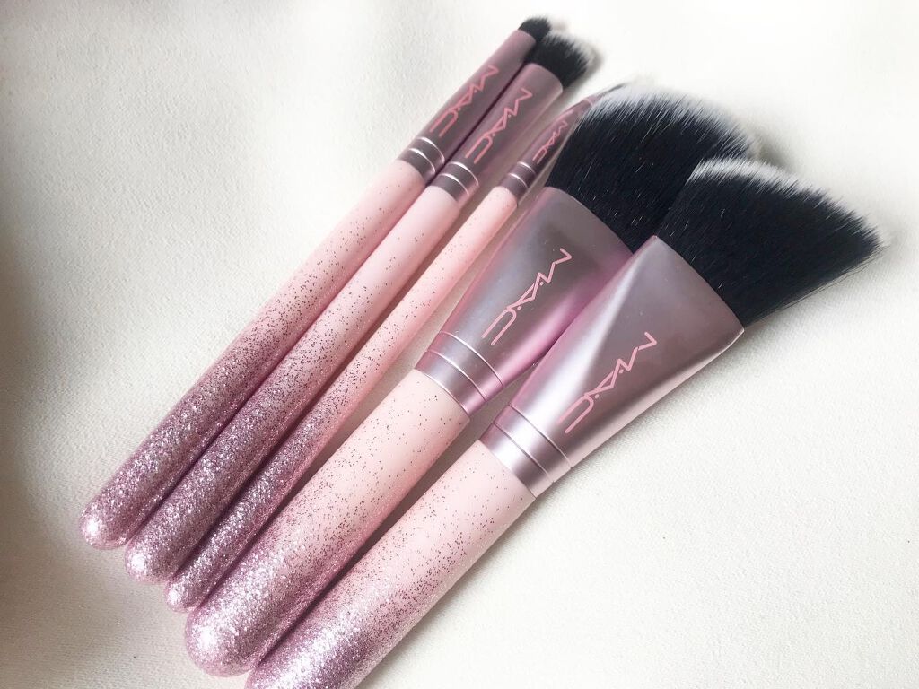 スパークラー スターター キット：ブラシ/M・A・C/メイクブラシを使ったクチコミ（2枚目）